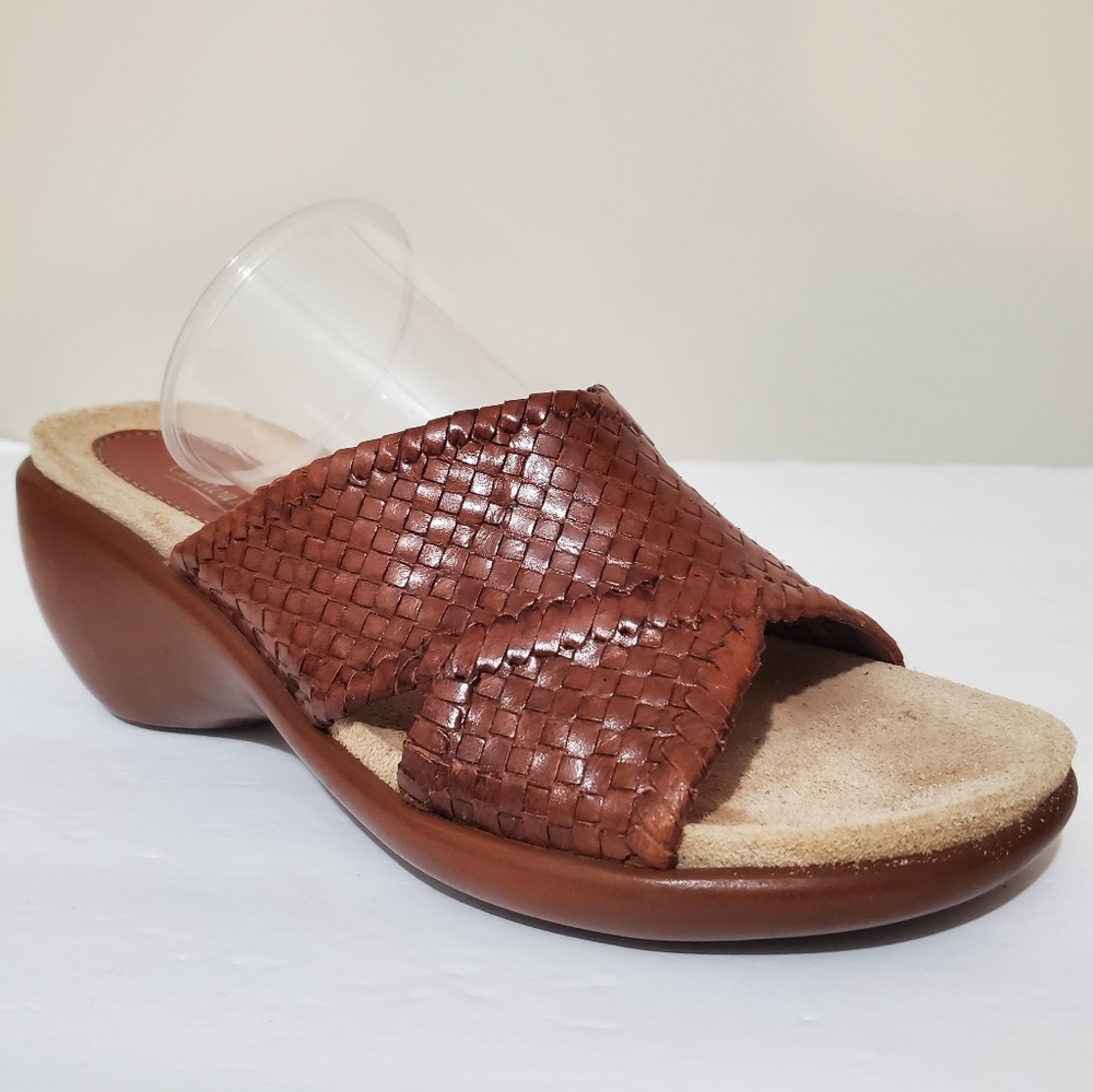 Coldwater Creek brown leather woven whipstitch slip on open toe heel sandal 7.5